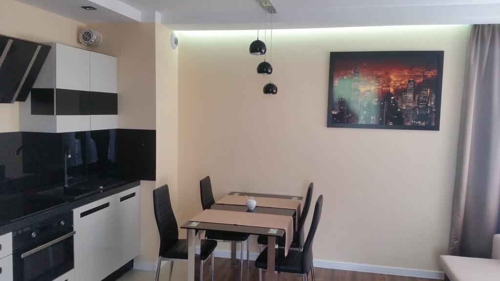 Apartament Wilga Park Krakau Buitenkant foto